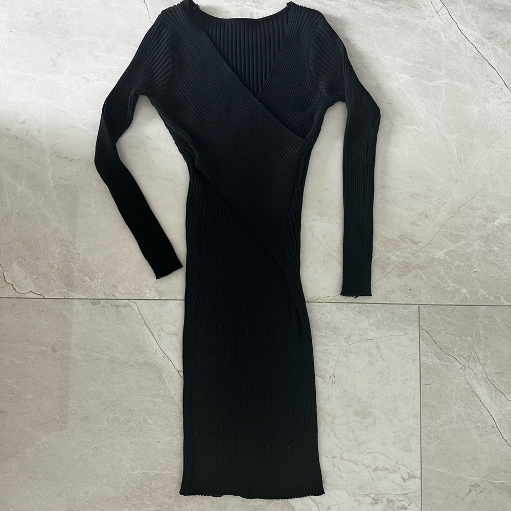 Black Asymmetrical Long Sleeve Knit Dress xs